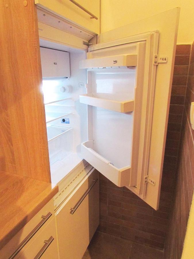 Center Studio Apartment بولا المظهر الخارجي الصورة