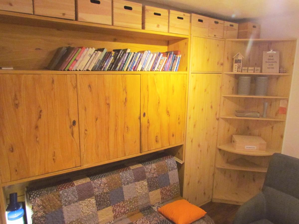 Center Studio Apartment بولا المظهر الخارجي الصورة