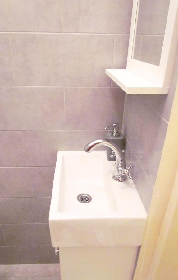 Center Studio Apartment بولا المظهر الخارجي الصورة